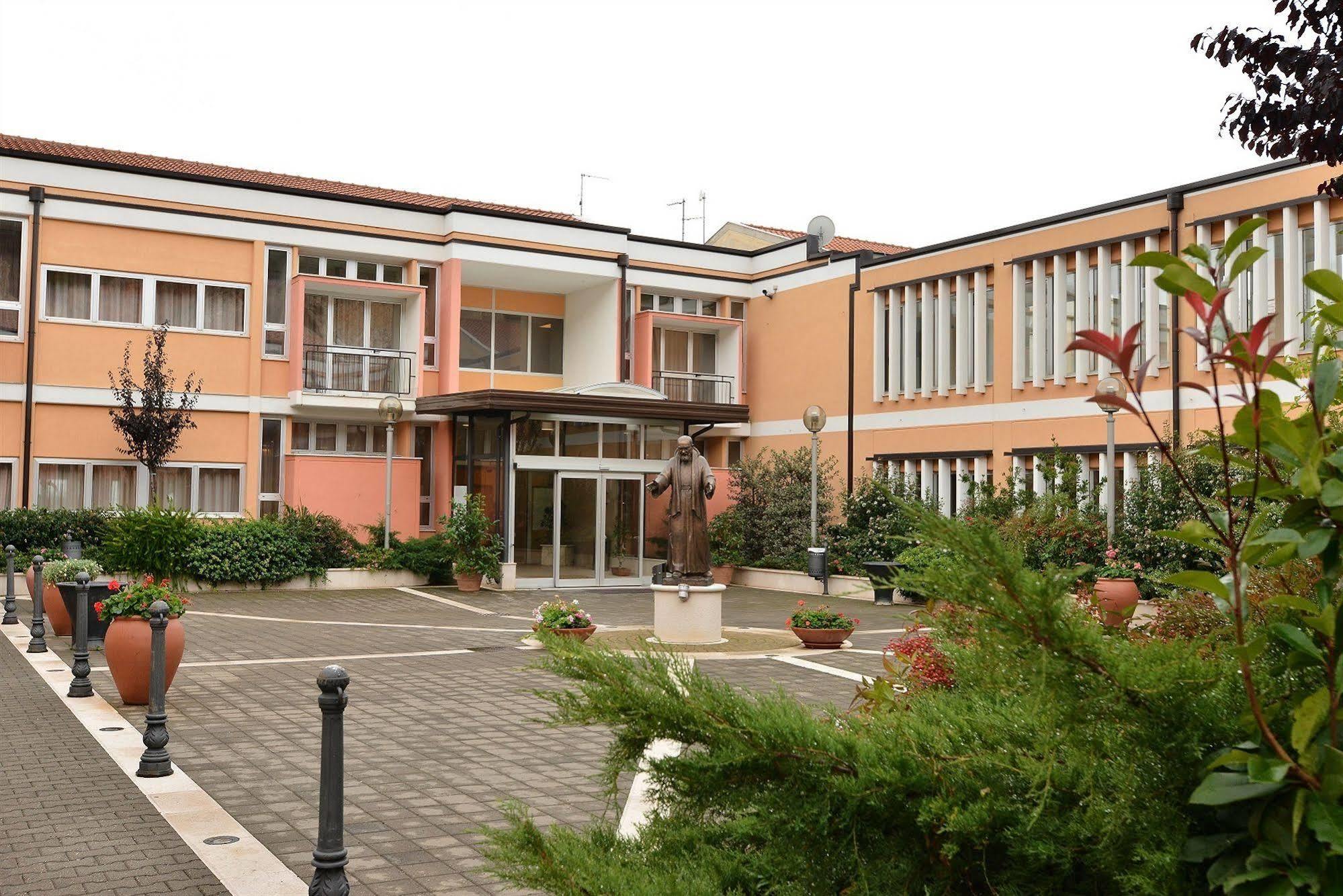 Approdo Domus Francescana San Giovanni Rotondo Exterior foto